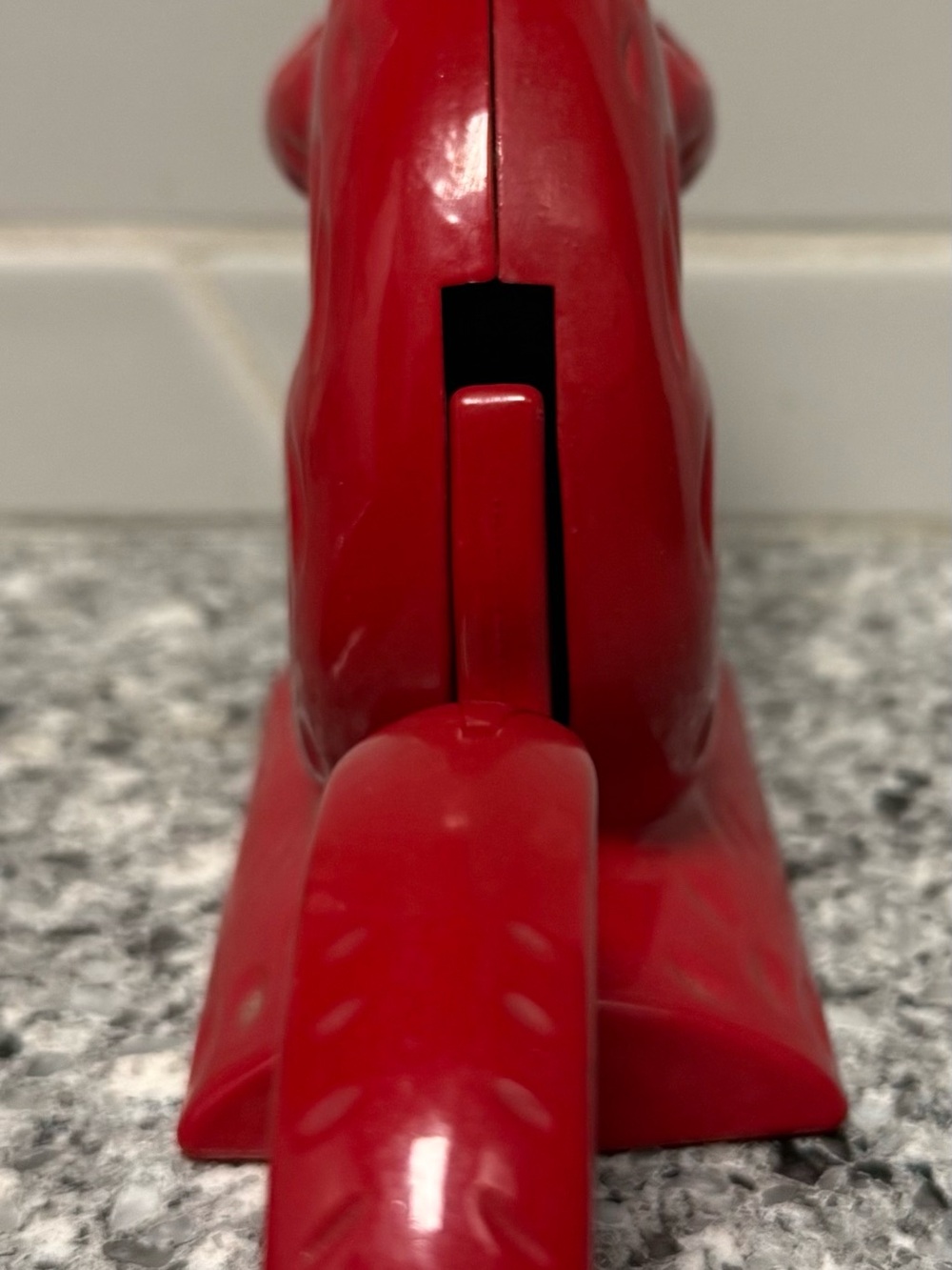 Red metal squirrel nutcracker 6” tall vintage style - Picture 3 of 4